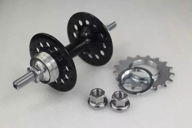 死飞自行车可以自己安装刹车吗,死飞自行车该怎么刹车