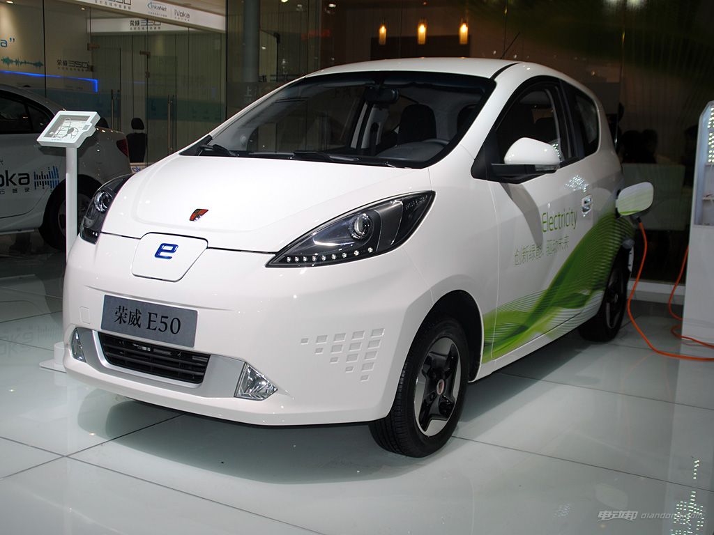 荣威科莱威和荣威e50哪个好,荣威e50新能源车价格