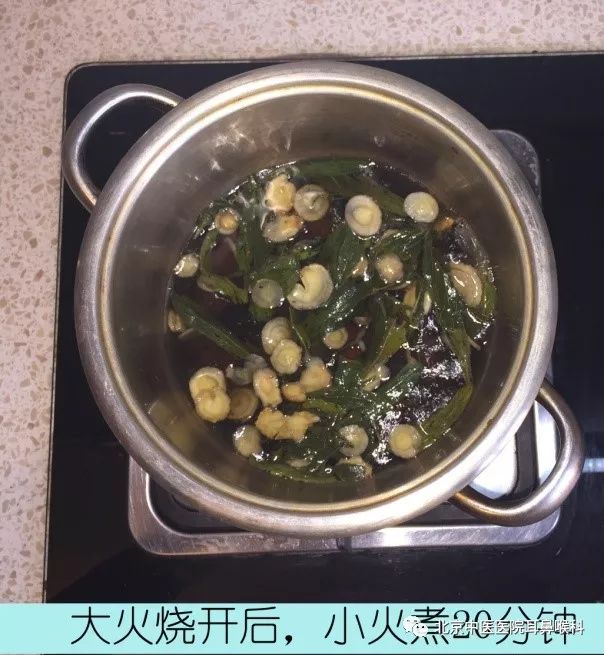 便宜见效快的咽炎药,治疗咽炎咽喉肿痛自制喷雾剂