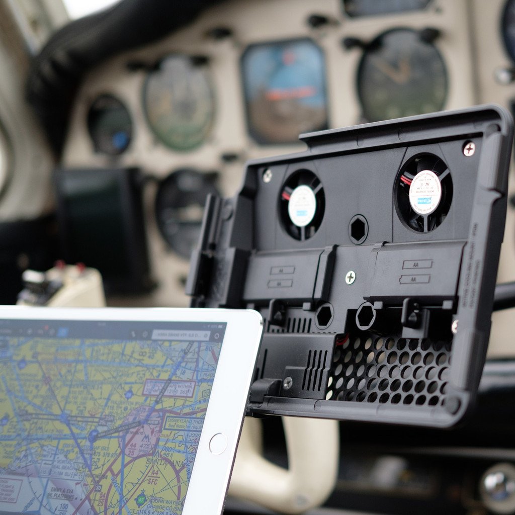 X-naut公司宣布推出iPad散热解决方案，用风扇降低平板温度