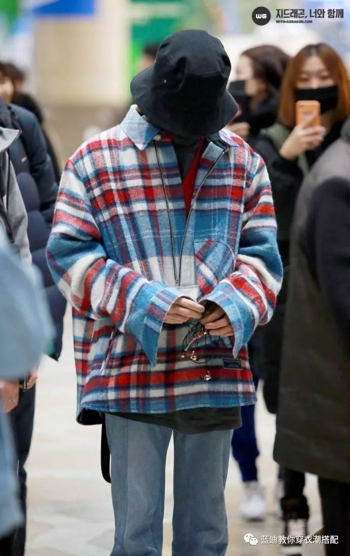 王俊凯演唱会粉丝穿搭,王俊凯穿西装出席活动