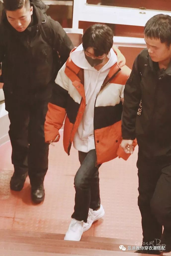 王俊凯演唱会粉丝穿搭,王俊凯穿西装出席活动