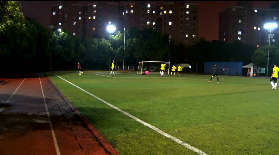 涓寸┖鏉冻鐞冭禌,绁濊春瓒崇悆娲诲姩鍦嗘弧钀藉箷