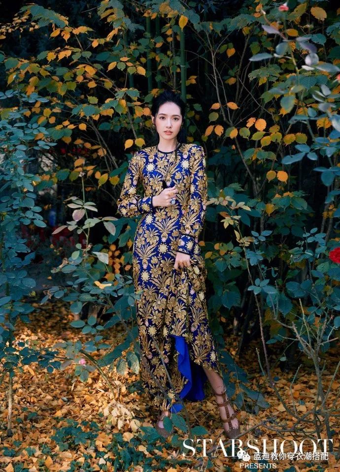 angelababy谭松韵合影,沈月乔欣街拍视频