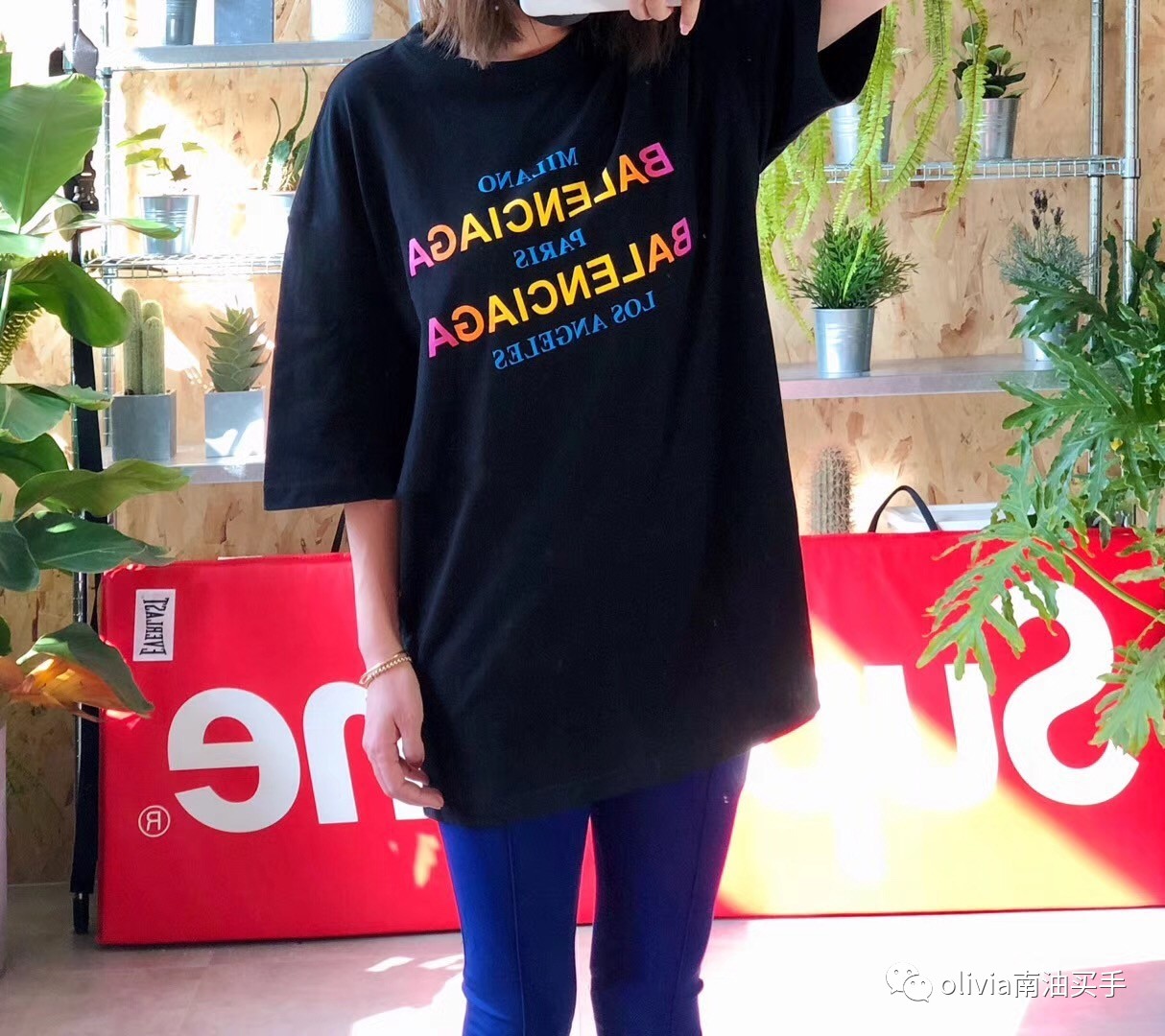 南油卖T恤扎堆上新的时刻来了，大牌是否真的好的照妖镜时刻