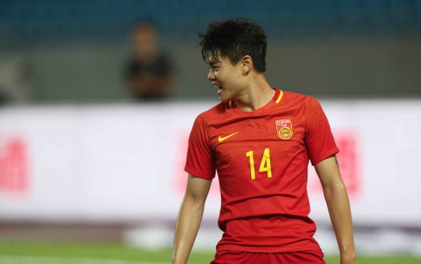 国足新帅霸气宣言冲击2026世界杯,初生牛犊不怕虎新兵