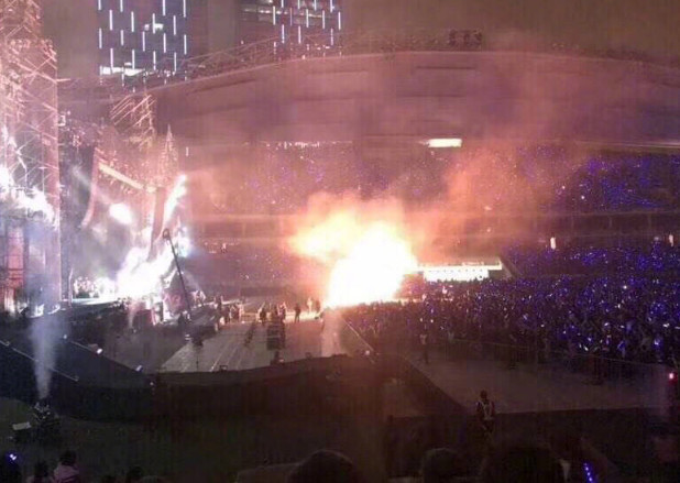 五月天演唱会阿信说话,五月天阿信演唱会哭了吗