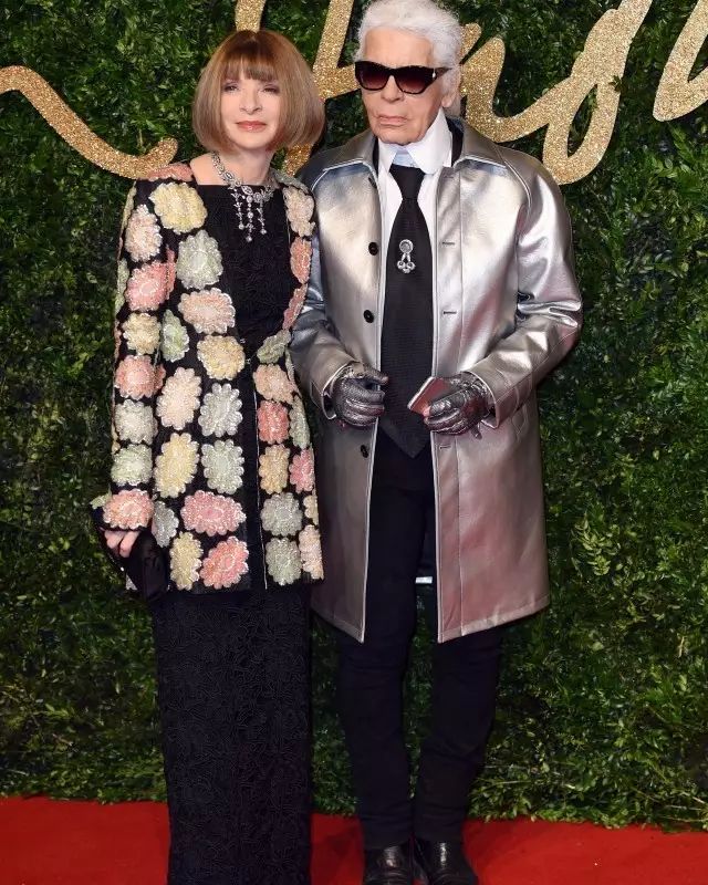 傲娇的老佛爷也要每天看Ta脸色