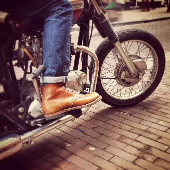 越穿越帅！这双王者之靴为何如此牛逼？