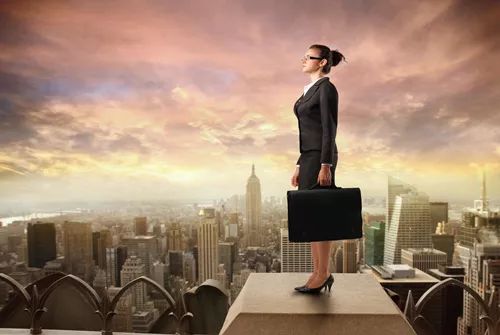 信用卡超额授信什么意思,信用卡超额还款是怎么回事