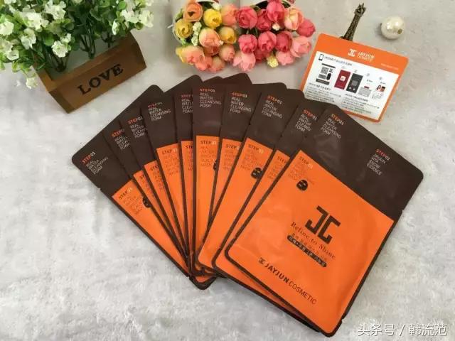 选择美白的精华怎么选水,选美白身体乳要关注什么