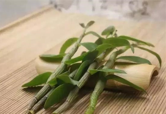 铁皮石斛可以治高血糖吗,铁皮石斛可以治肺病吗