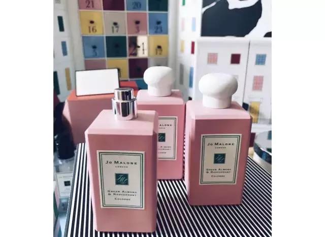 最值得买的圣诞限量款,最近比较火的圣诞限定