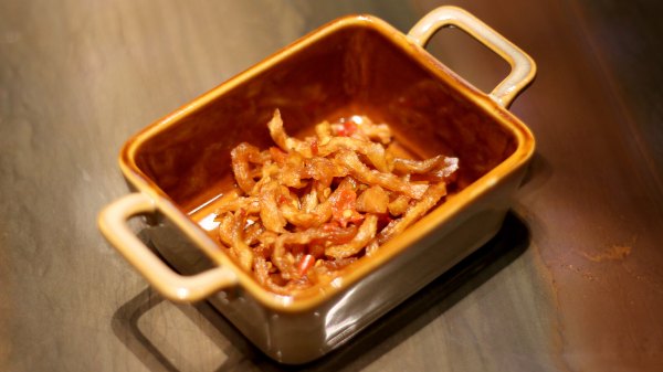 矗于湘江之畔，对望岳麓之巅，记长沙君悦酒店