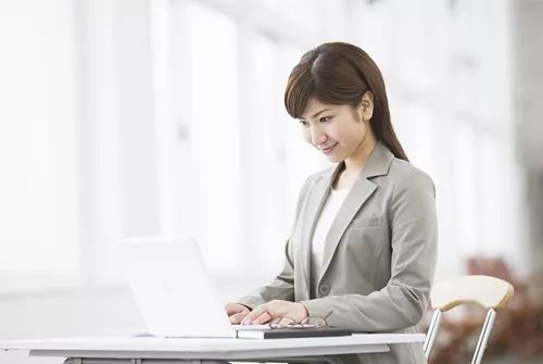 信用卡超额授信什么意思,信用卡超额还款是怎么回事