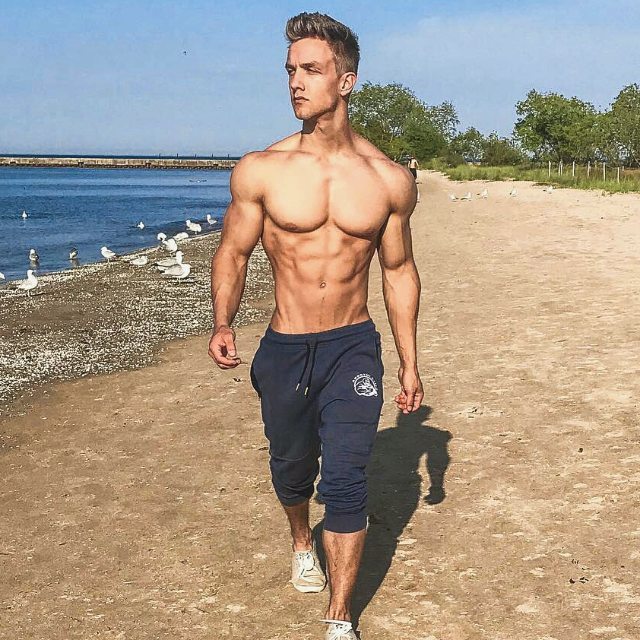 如何在健身训练中增强自身爆发力,5个能够提升运动能力的训练动作