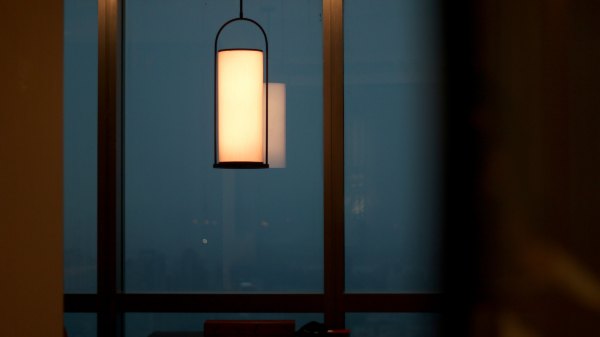 矗于湘江之畔，对望岳麓之巅，记长沙君悦酒店