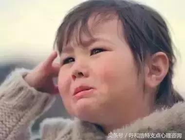 孩子12种行为情绪背后的心理分析,15种表情背后的心理分析