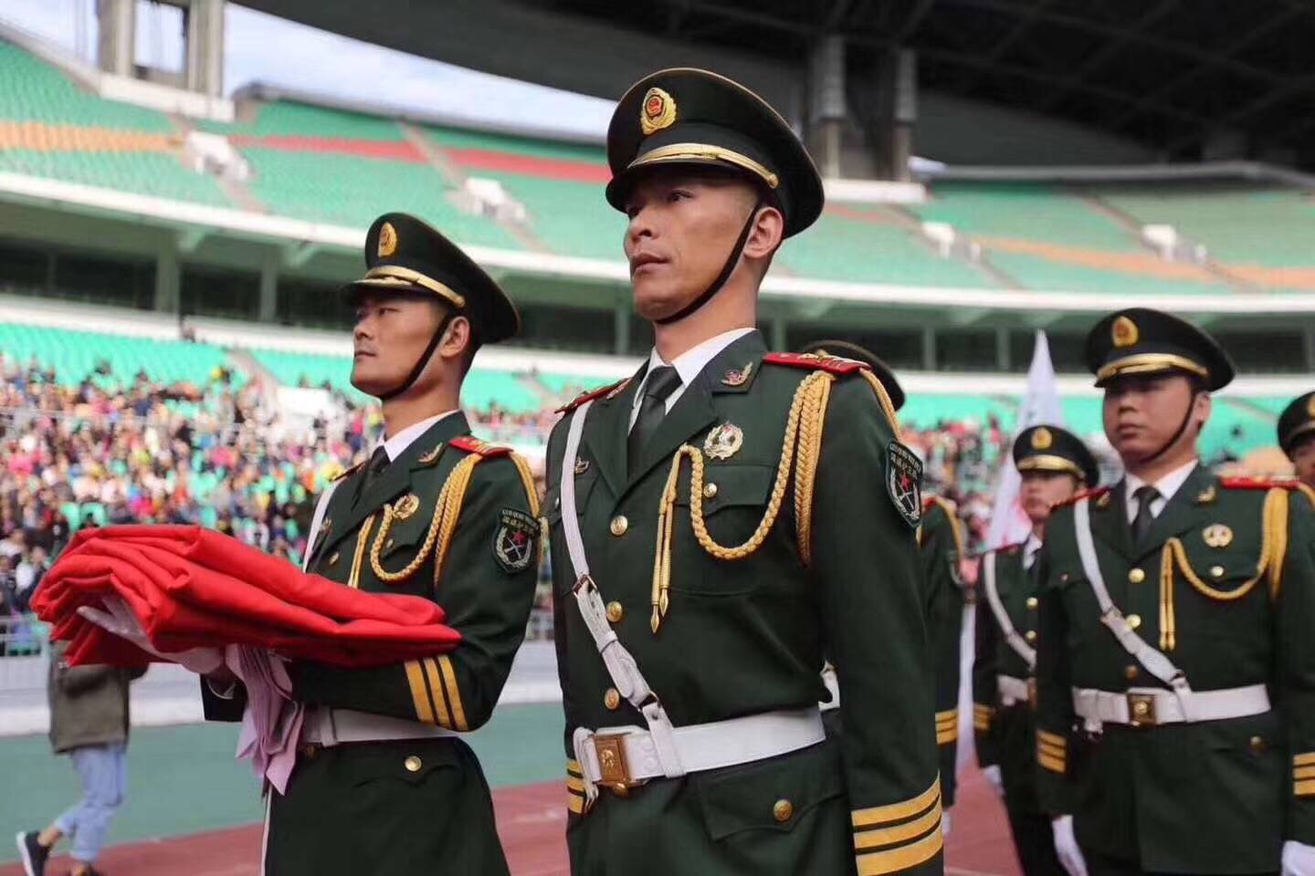 天河｜龙口西小*运学**动会：和平鸽、汉服、管乐队、拉丁舞团……