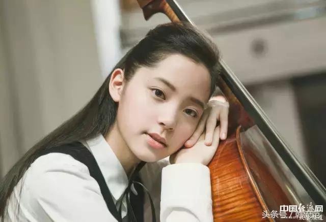 选择美白的精华怎么选水,选美白身体乳要关注什么