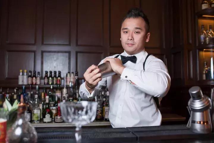 45秒出一杯鸡尾酒，陈戈Sid带领的调酒师团队就是那么快！