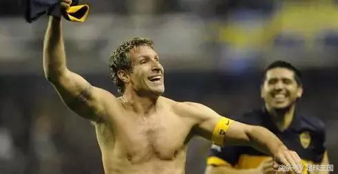 世界足球十大巨星的故事,世界足坛十大助攻