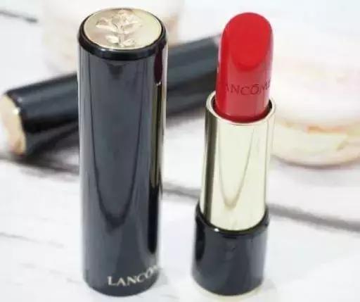 涂对口红,眼妆画成熊猫,也是伪素颜！