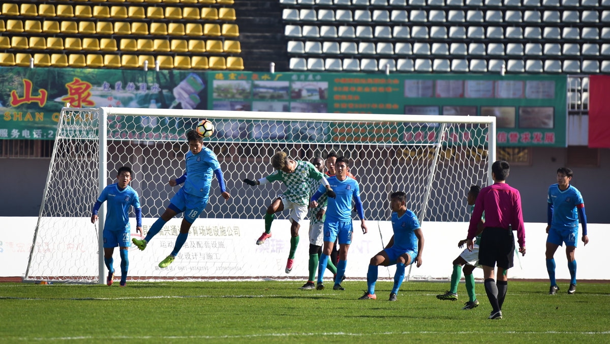 “七彩云南一带一路”足球赛战幕拉开，激战持续上演！