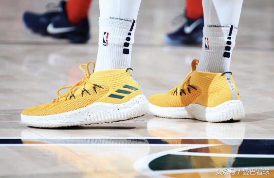 今日nba球员上脚球鞋,今天nba球员穿什么鞋