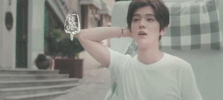 鹿晗愿望季2016,鹿晗早期视频采访新年愿望