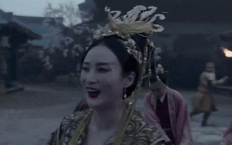 蒋勤勤甄嬛对比照,蒋勤勤和甄嬛隔空互动