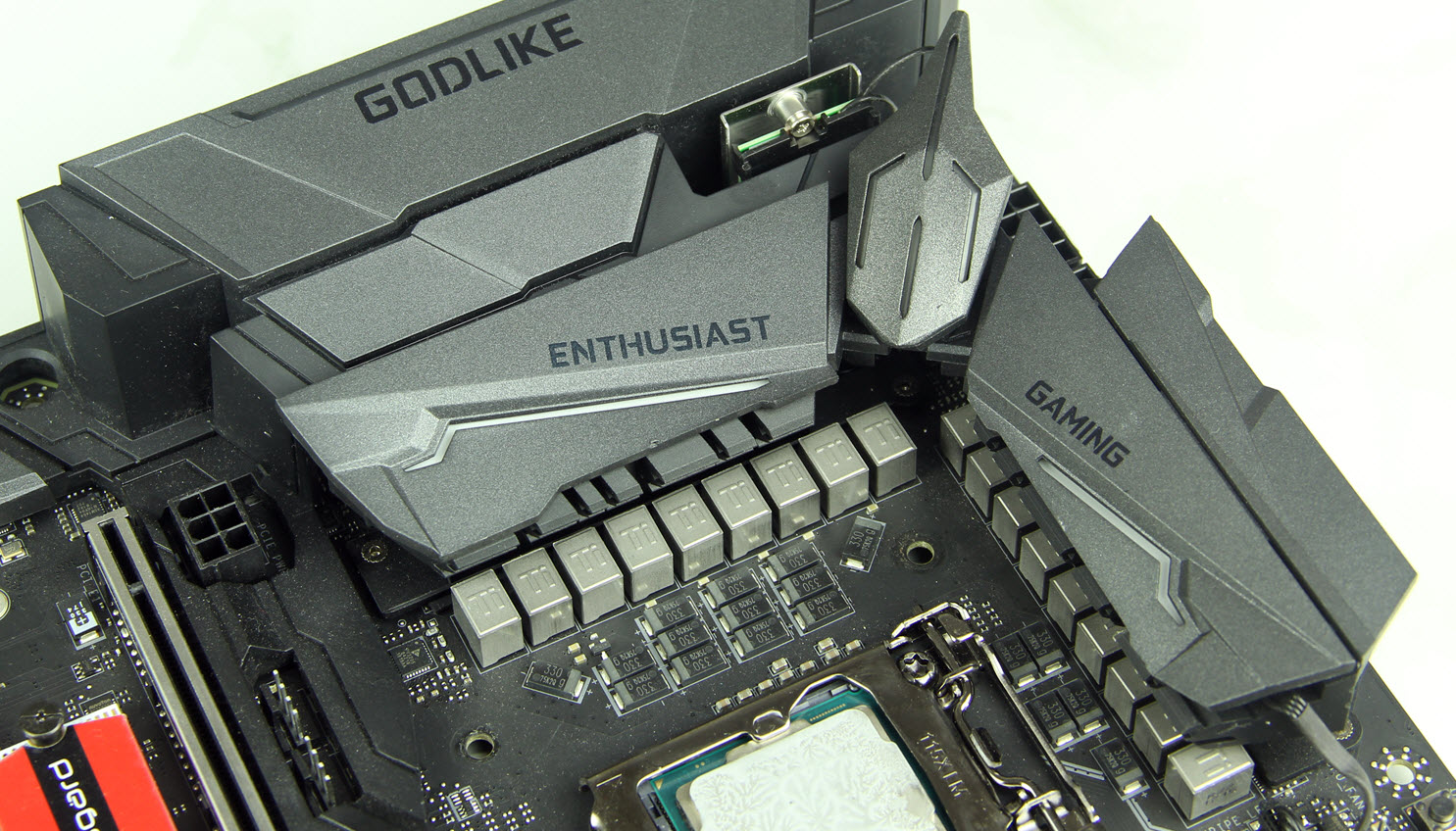 我是真心带你吃鸡！用上“看到声音”哪怕只有手枪也能撑到最后