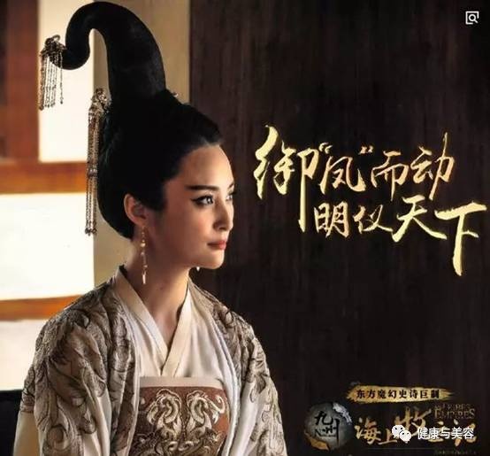 蒋勤勤甄嬛对比照,蒋勤勤和甄嬛隔空互动