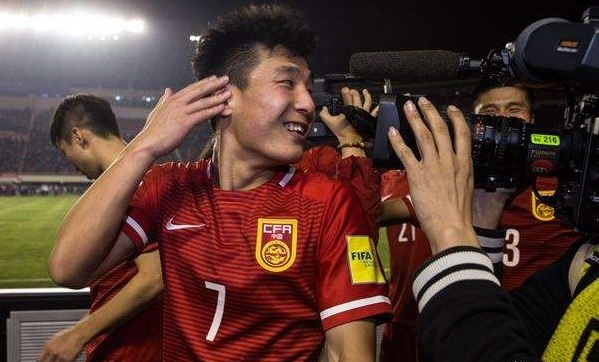 中国足球最不可思议的四件事,足球史上有名的默契球