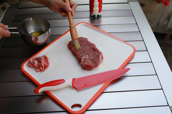 纽约客牛排是什么部位,纽约客牛排和黑胡椒牛排的区别