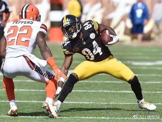 橄榄球鞋和休闲鞋哪个好,橄榄球球鞋和足球球鞋区别