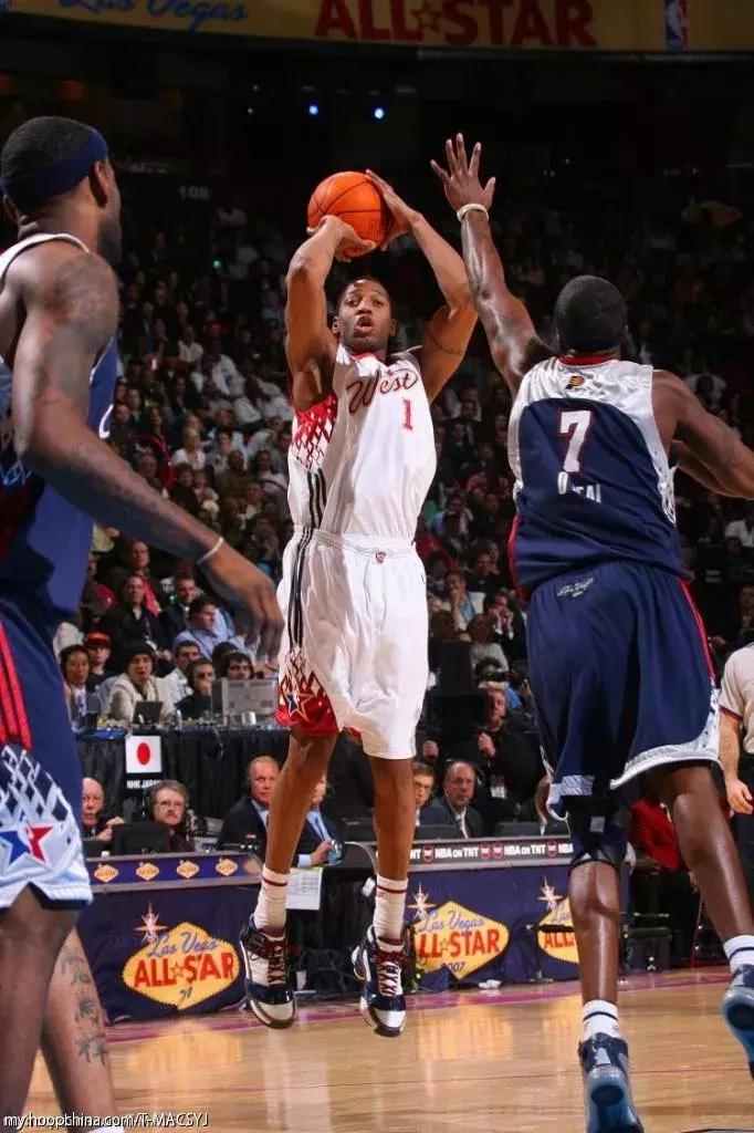 麦迪最帅的一次干拔,当年麦迪出名的动作