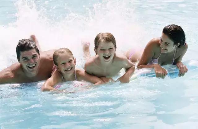 游泳有哪些好处视频,每天游泳一小时好处