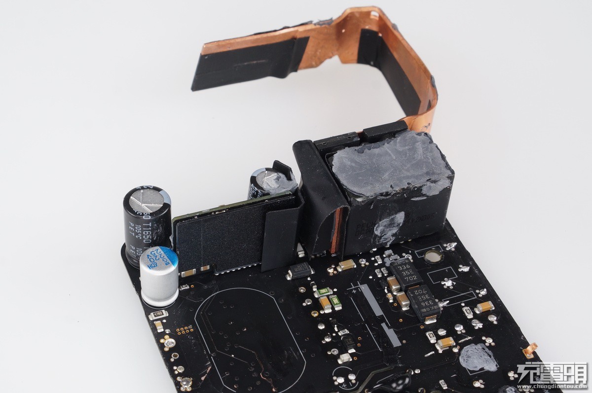 苹果87w充电器原装测评,苹果原装pd充电器66w超级快充