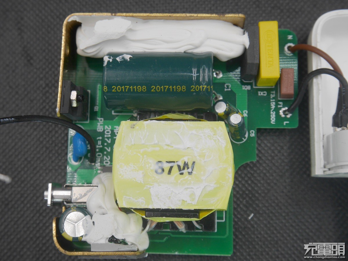 苹果87w充电器原装测评,苹果原装pd充电器66w超级快充