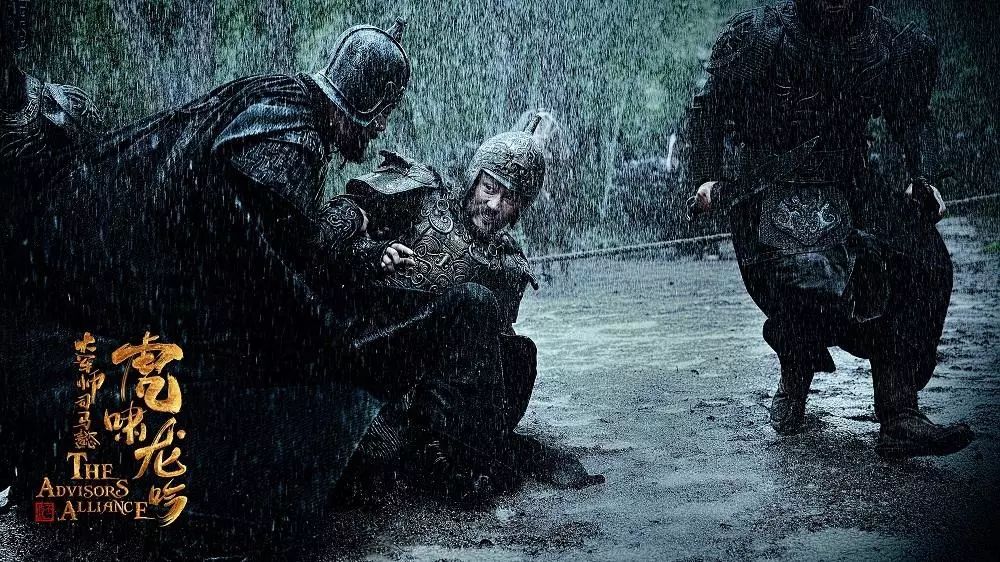 今天，我在挤爆了的郑州地铁1号线上，织了一件毛衣……