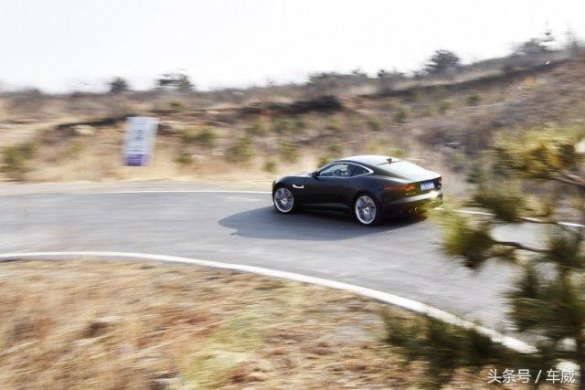 捷豹f-type巅峰极速测评,2020款捷豹f-type国内售价