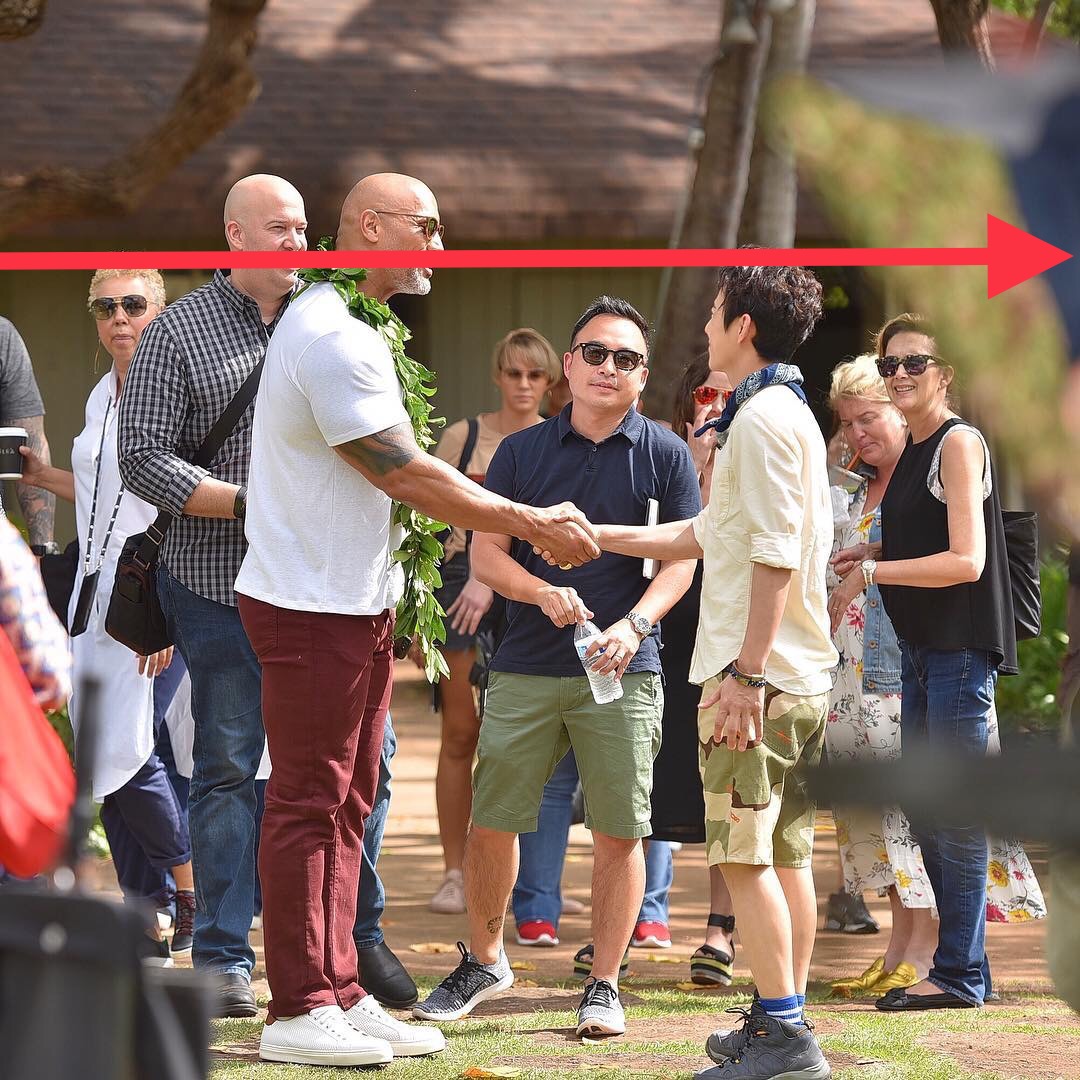 何炅林志颖合影,何炅钟汉良比身高