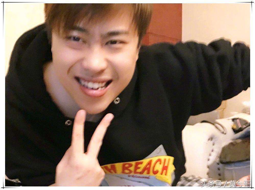 卢本伟怼粉丝完整视频,卢本伟让粉丝骂人