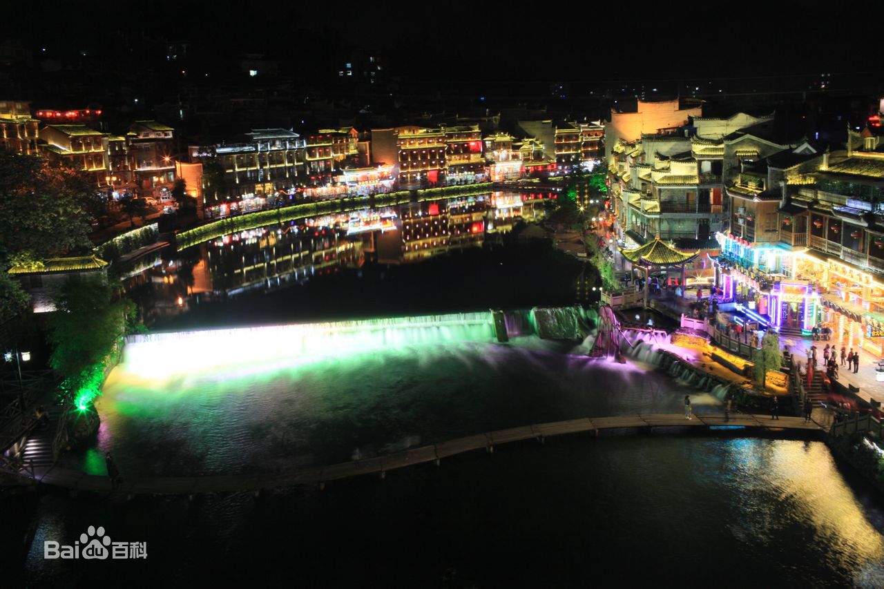 凤凰古城旅游攻略,凤凰古城景区