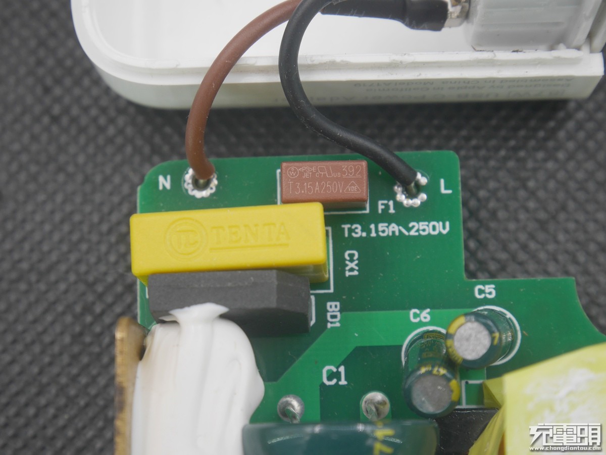 苹果87w充电器原装测评,苹果原装pd充电器66w超级快充