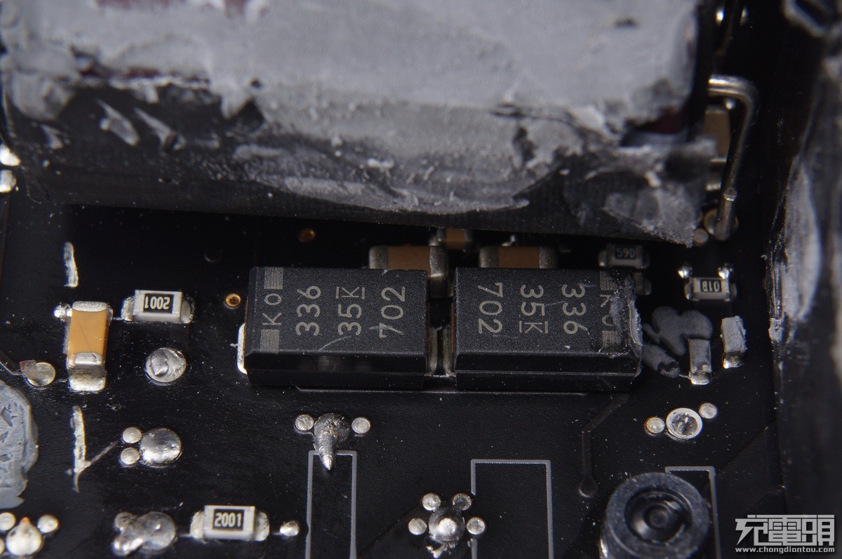 苹果87w充电器原装测评,苹果原装pd充电器66w超级快充