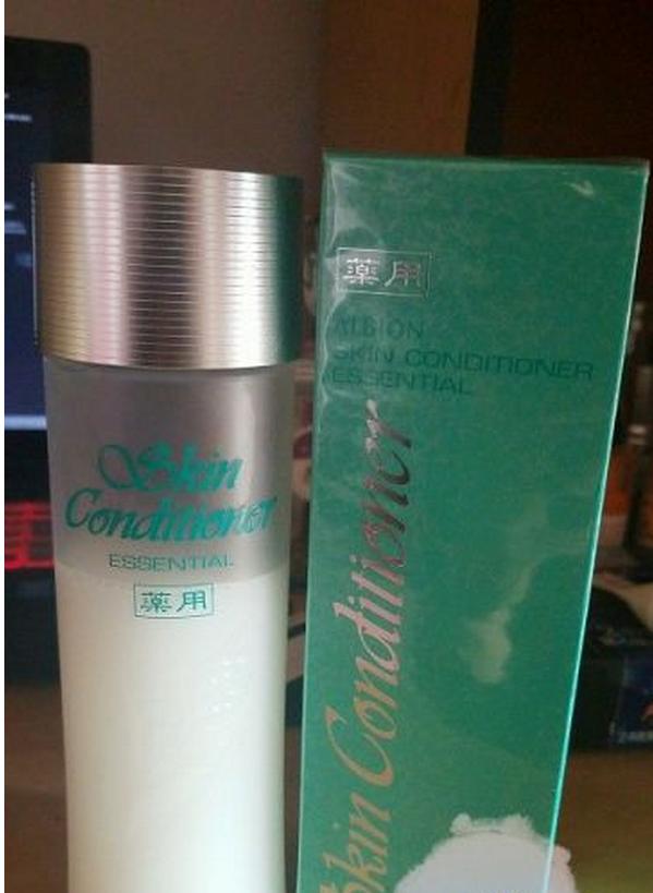 怎么对付泛红的痘印,混油痘用什么祛痘最好