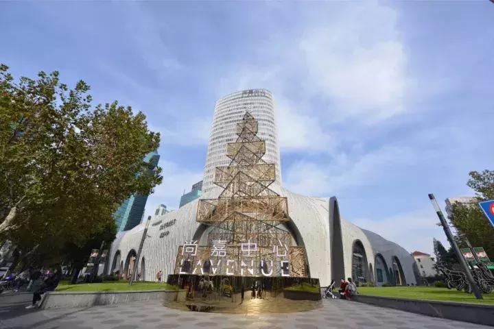 魔都今年的圣诞树，我们都帮你找来了！20颗圣诞树治愈这个冬季~