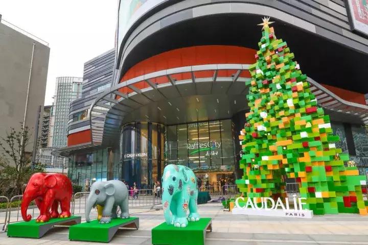 魔都今年的圣诞树，我们都帮你找来了！20颗圣诞树治愈这个冬季~